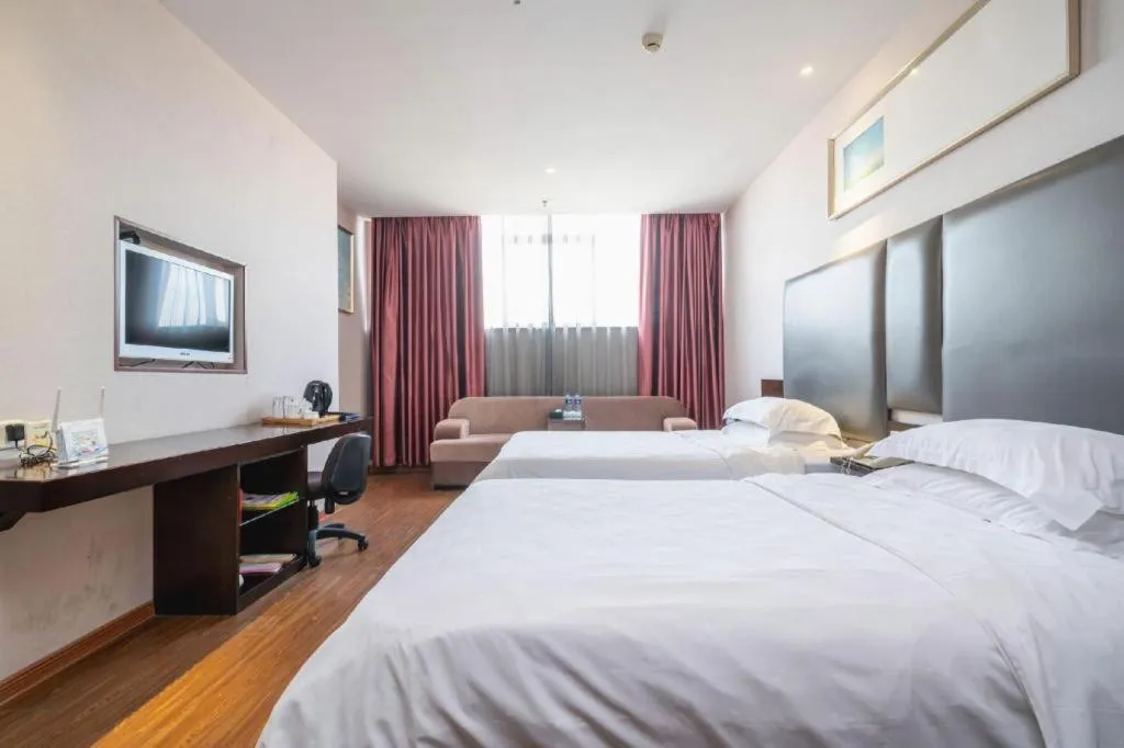 Bed in Xiamen Blue Peninsula Hotel