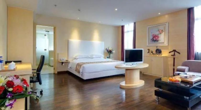 Bed in Xiamen Blue Peninsula Hotel