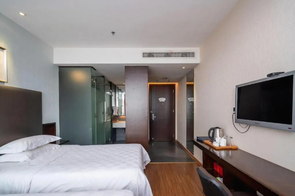 Bed in Xiamen Blue Peninsula Hotel