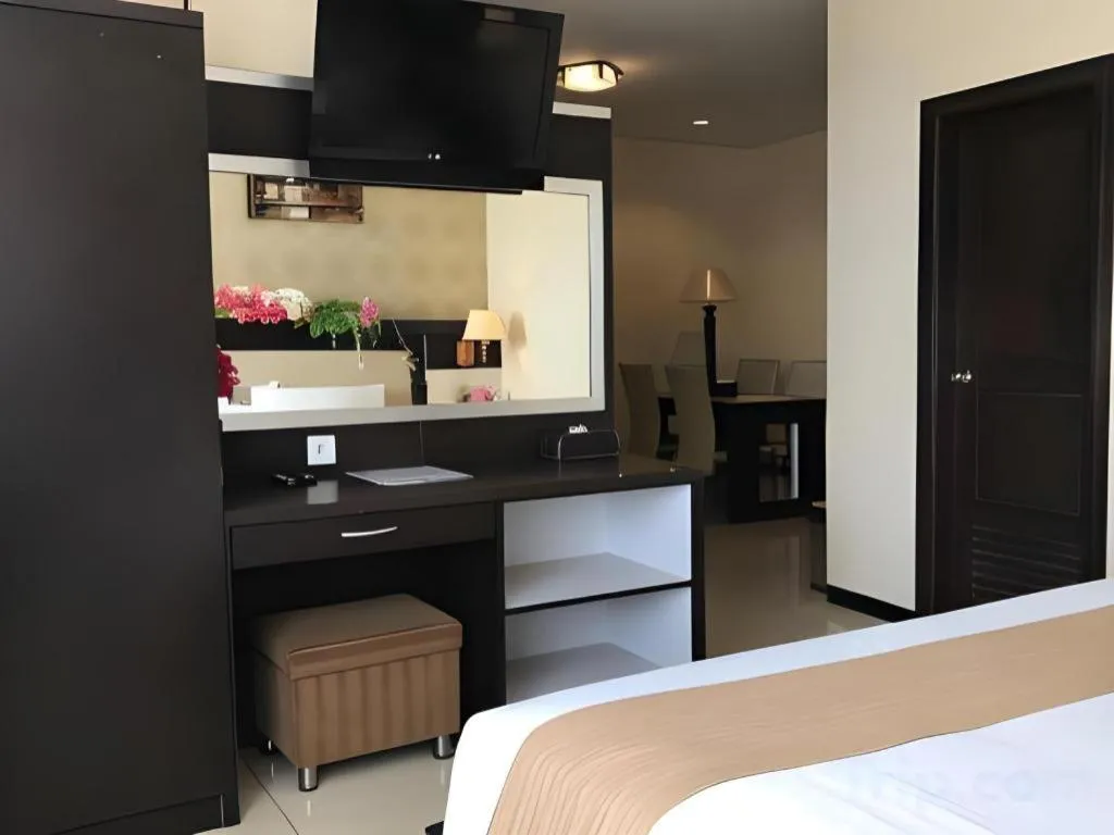 Bed in Zahra Syariah Hotel Kendari