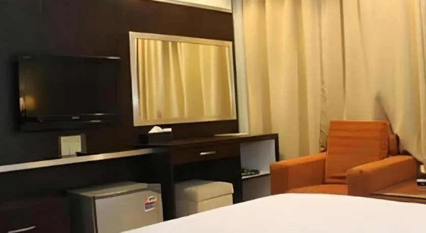 Bed in Zahra Syariah Hotel Kendari