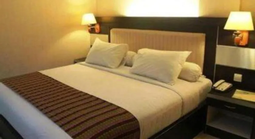 Bed in Zahra Syariah Hotel Kendari