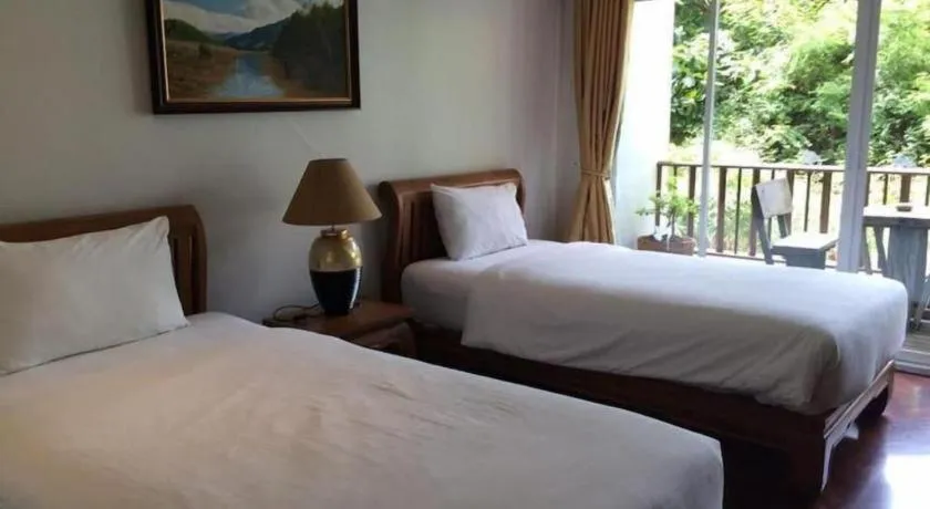 Bed in Chada Thai House