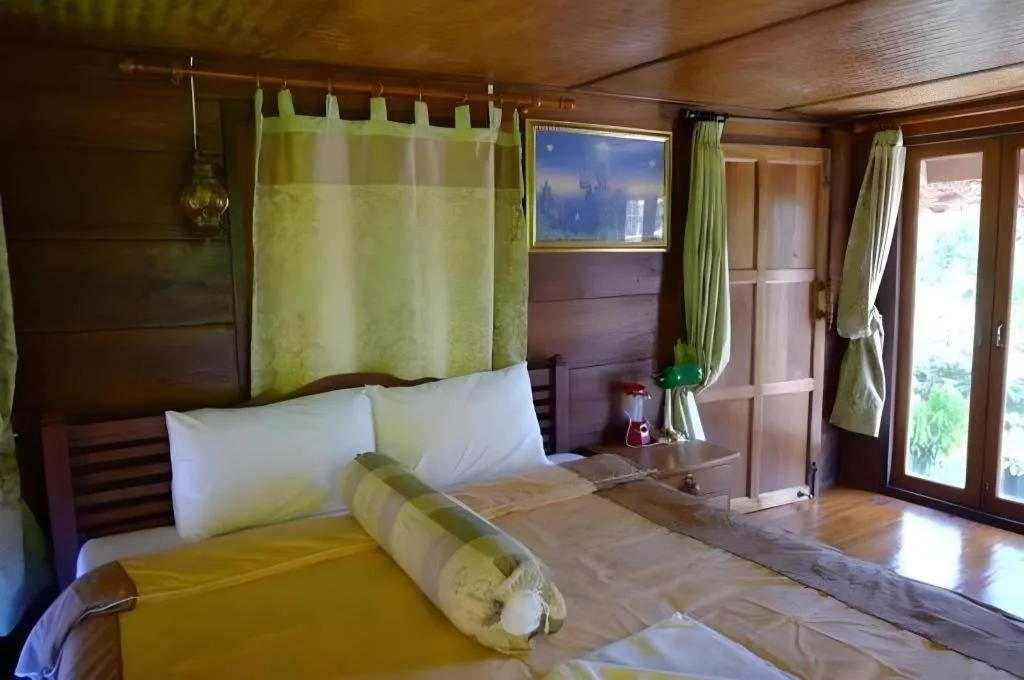 Bed in P&P Coffee & Resort Maesariang