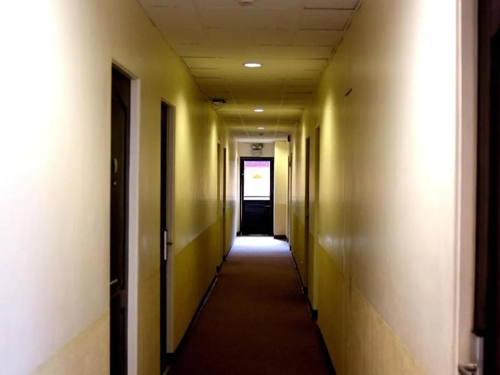 The Ritz Hotel at Garden Oases