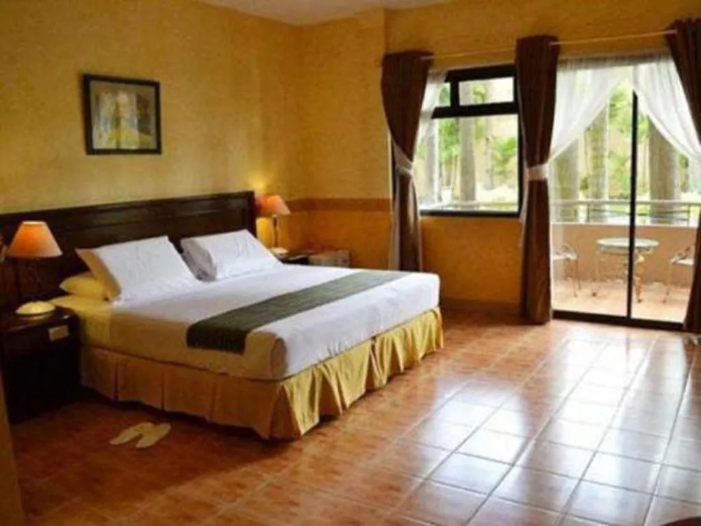 Bed in The Ritz Hotel at Garden Oases