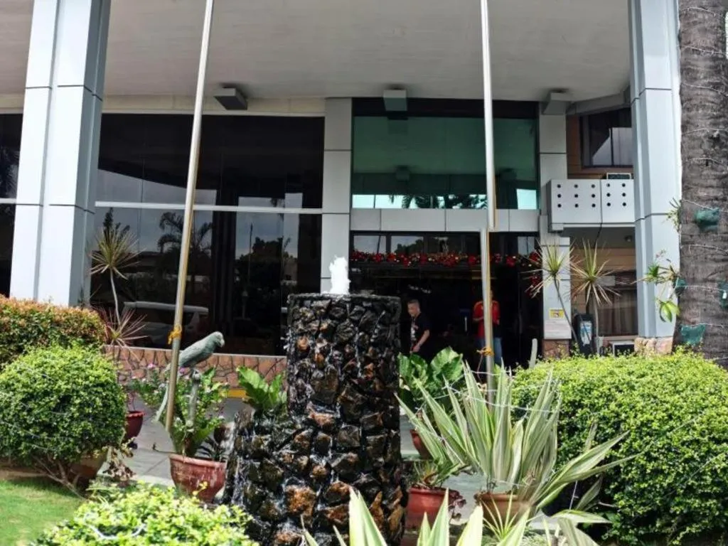 The Ritz Hotel at Garden Oases