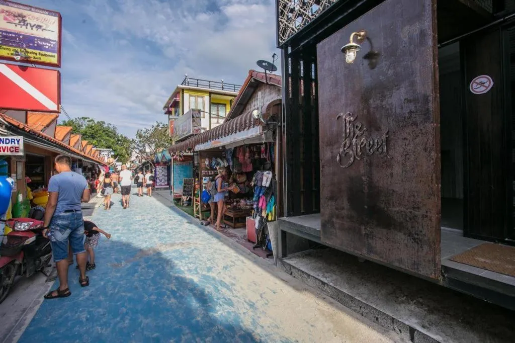 The Street Hostel Koh Lipe