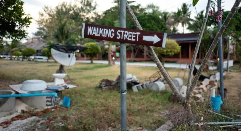 The Street Hostel Koh Lipe