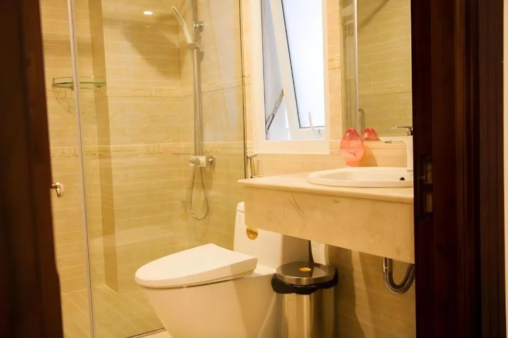 Hoa Sen Vang Hotel Dalat