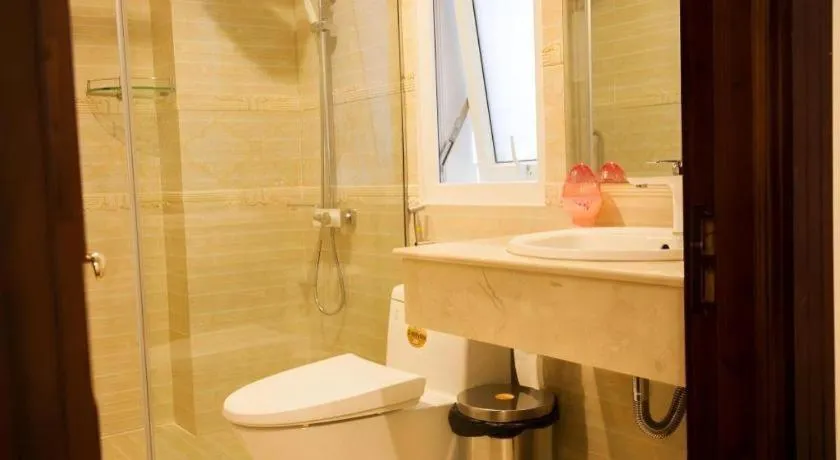 Hoa Sen Vang Hotel Dalat