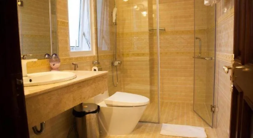 Hoa Sen Vang Hotel Dalat