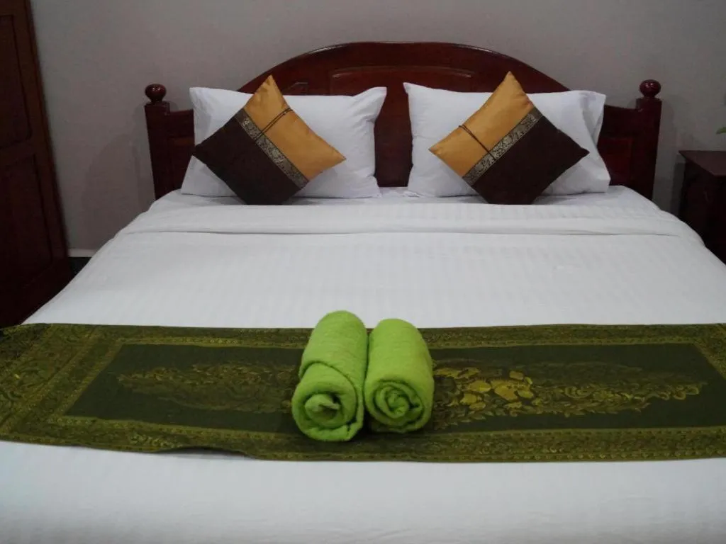 Bed in Phetphaylin Hotel