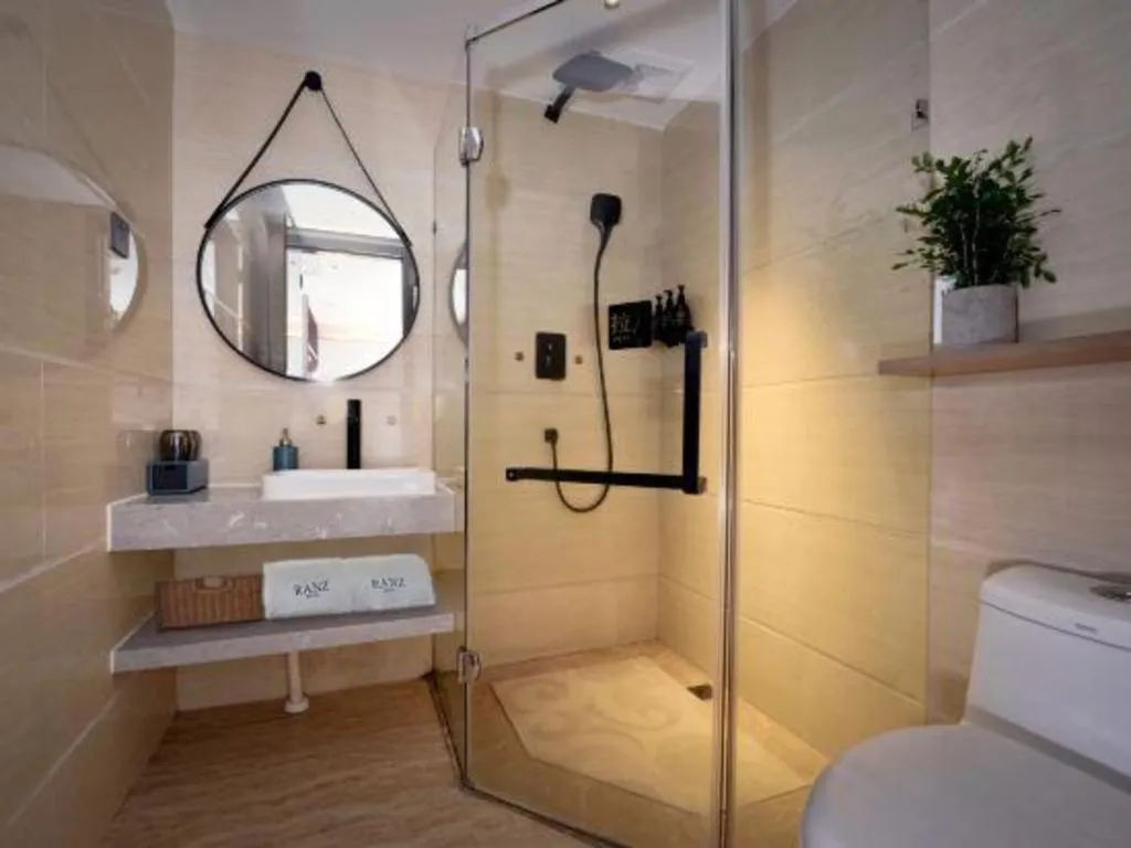 Bravo Business Hotel