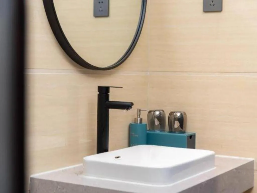 Bravo Business Hotel