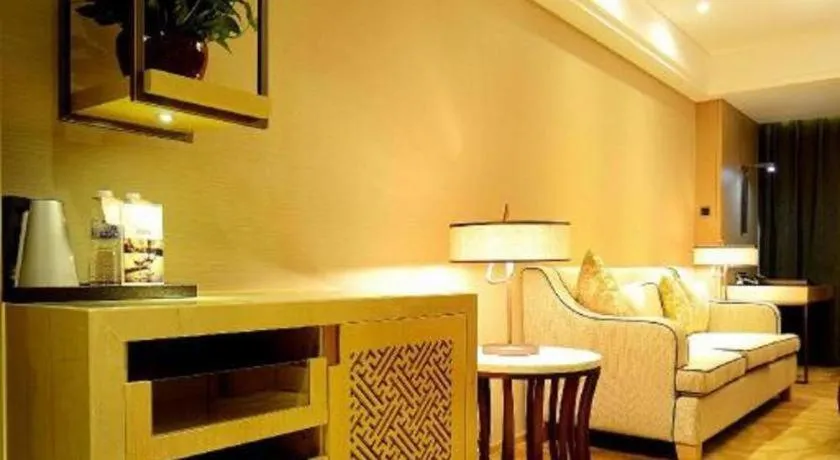 Sky World Hotel Qingdao