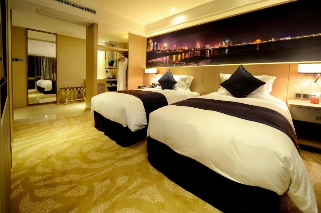 Bed in Sky World Hotel Qingdao