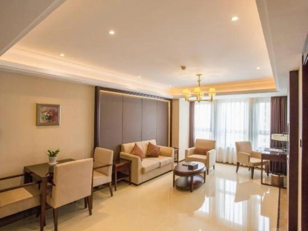 Sky World Hotel Qingdao