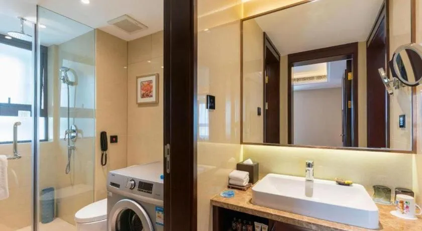 Sky World Hotel Qingdao