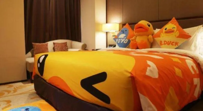 Bed in Sky World Hotel Qingdao