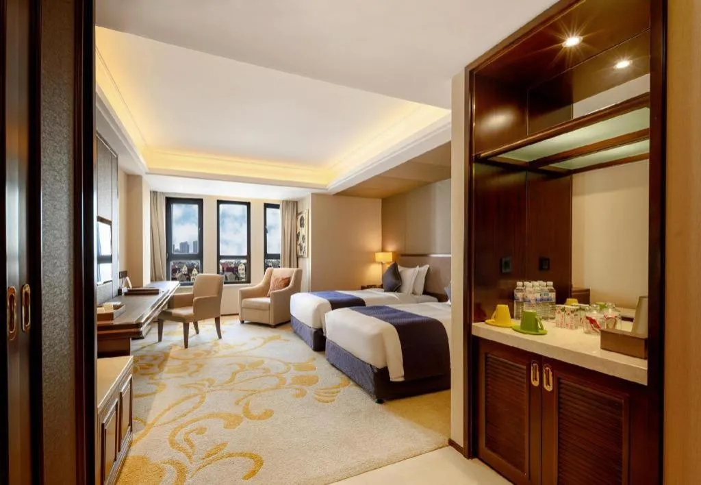 Bed in Sky World Hotel Qingdao