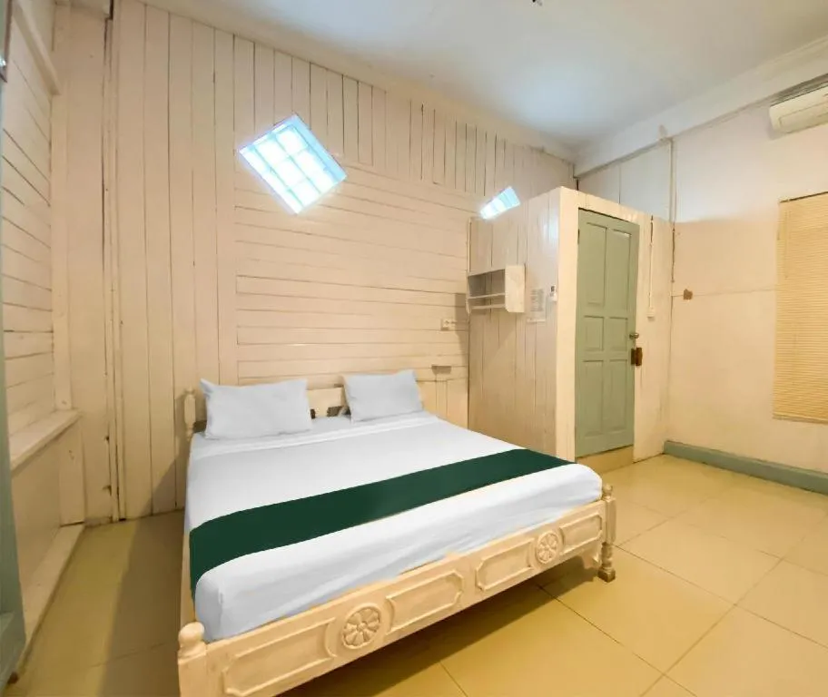 Bed in Bunda House Syariah