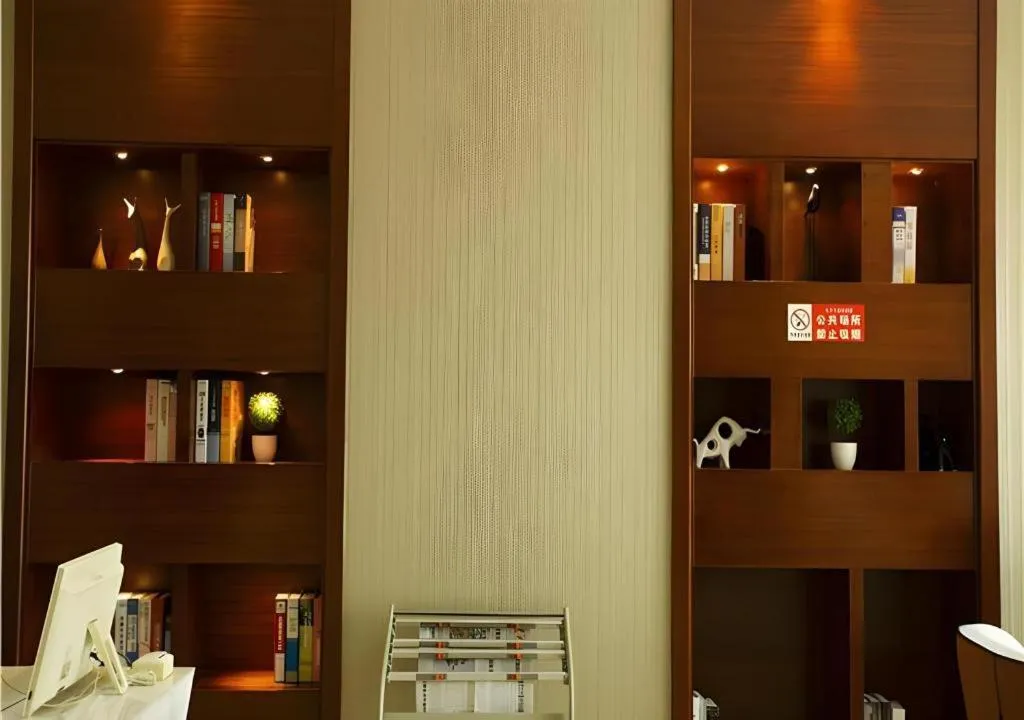 City Comfort Inn Huanggang Guibinlou Wanda Square