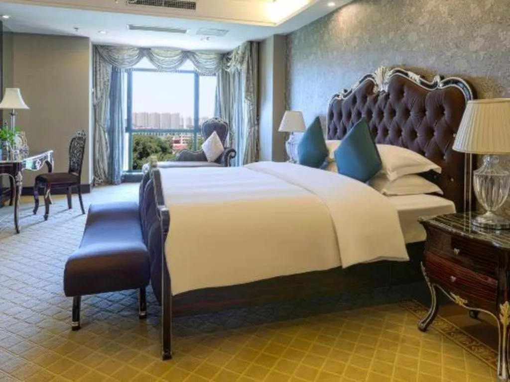 Bed in Country Garden Phoenix Hotel Shenyang