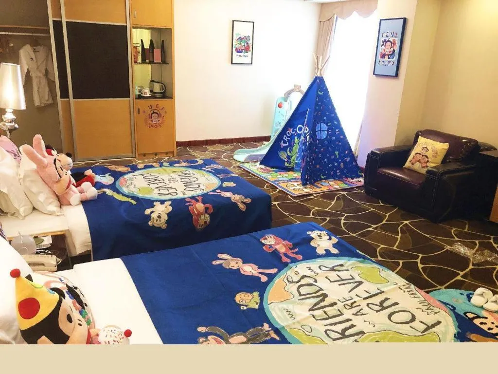 Bed in Foshan Nanhai Huifeng Holiday Hotel