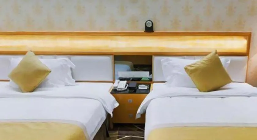 Bed in Foshan Nanhai Huifeng Holiday Hotel