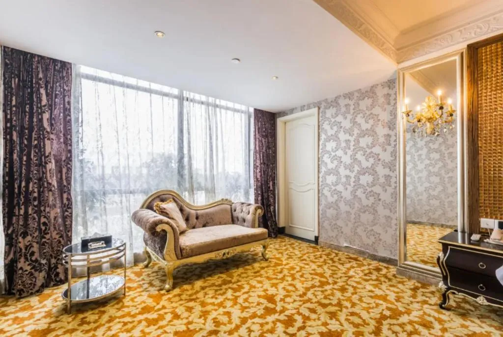 Foshan Nanhai Huifeng Holiday Hotel