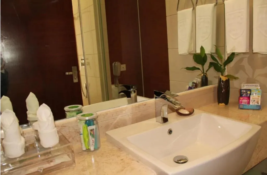 Foshan Nanhai Huifeng Holiday Hotel