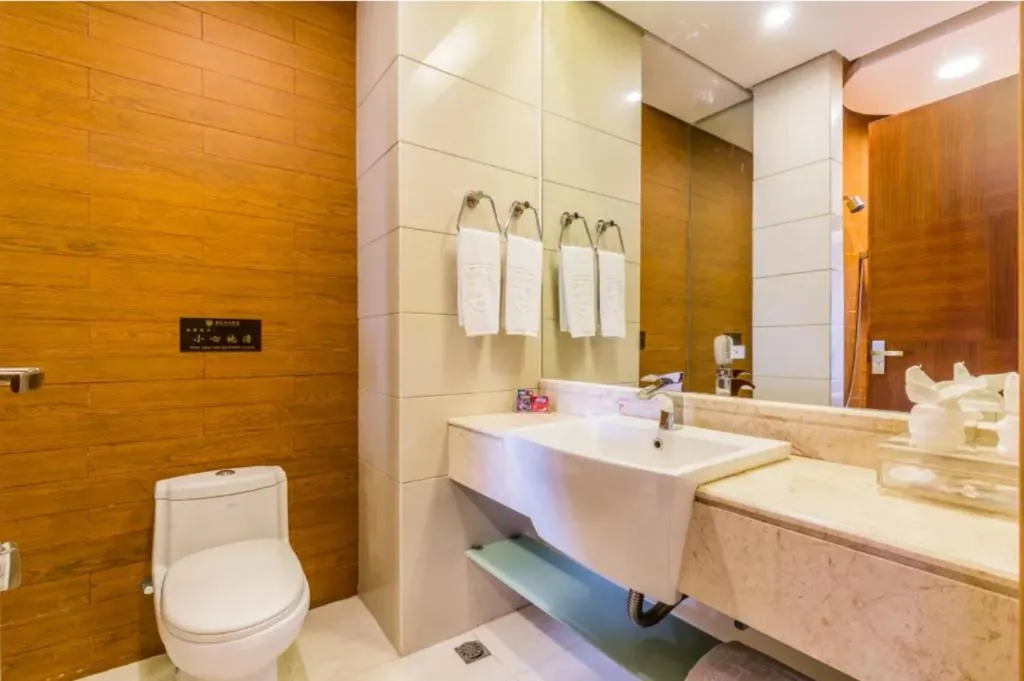 Foshan Nanhai Huifeng Holiday Hotel