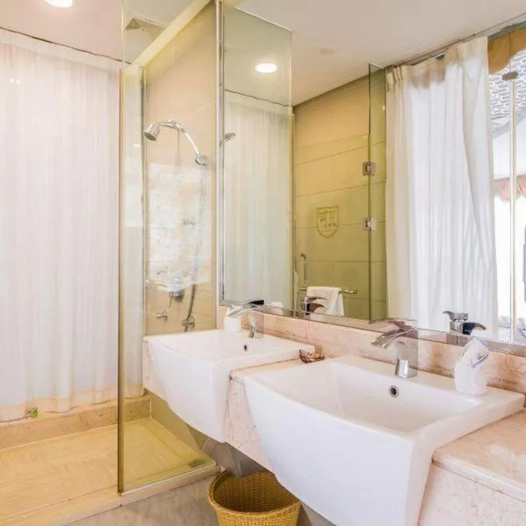 Foshan Nanhai Huifeng Holiday Hotel