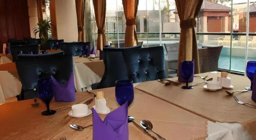 Foshan Nanhai Huifeng Holiday Hotel