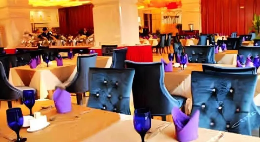 Foshan Nanhai Huifeng Holiday Hotel