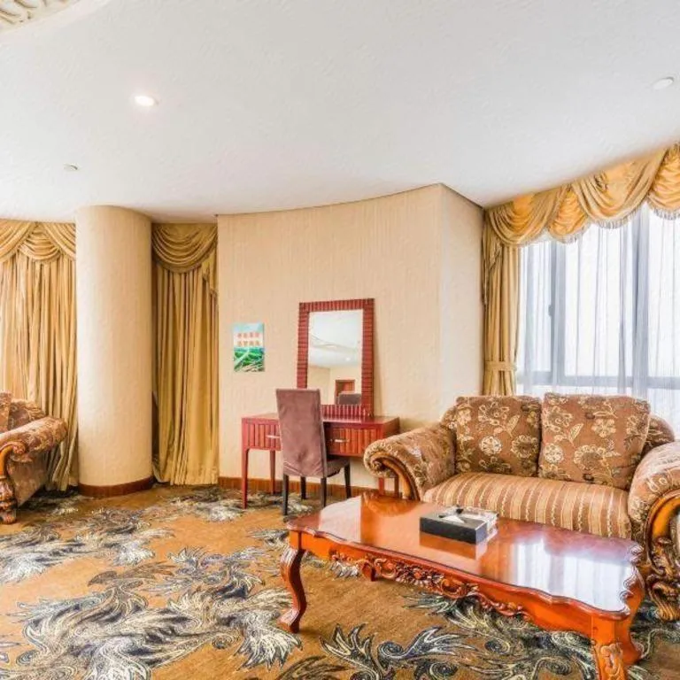 Foshan Nanhai Huifeng Holiday Hotel