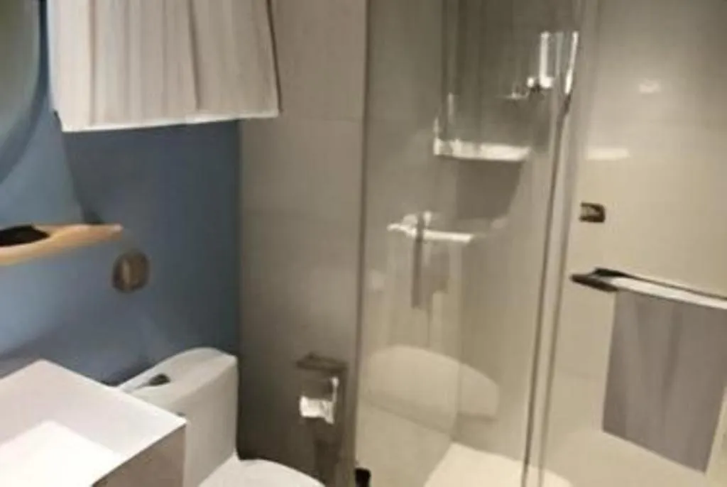 Home Inn Neo Shanghai Railway Station