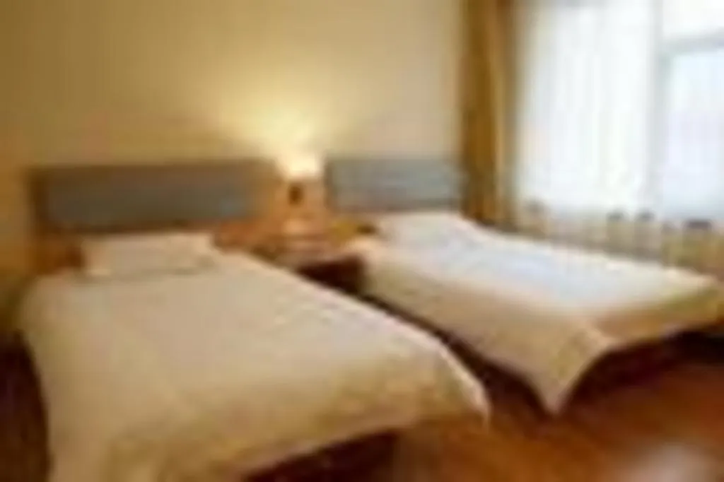 Bed in Home Inn Neo Shanghai Railway Station