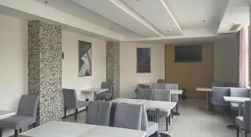 City Comfort Inn Wuhan Hanyang Street Caidian Square Metro Station