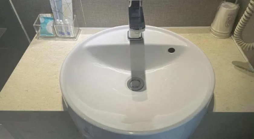 City Comfort Inn Wuhan Hanyang Street Caidian Square Metro Station