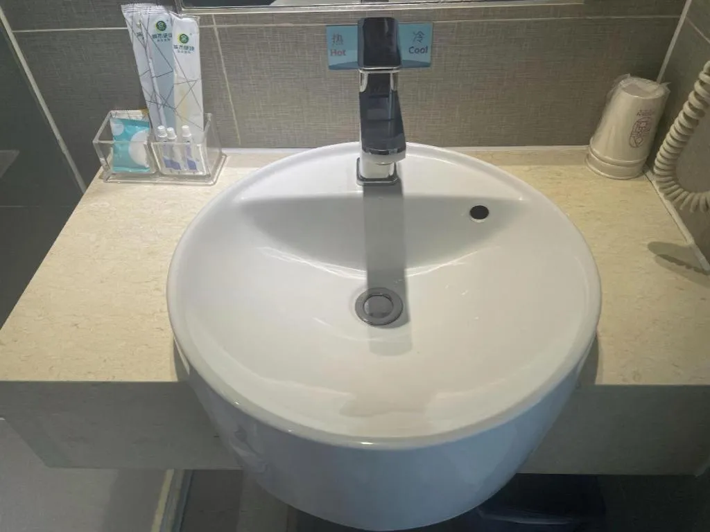 City Comfort Inn Wuhan Hanyang Street Caidian Square Metro Station