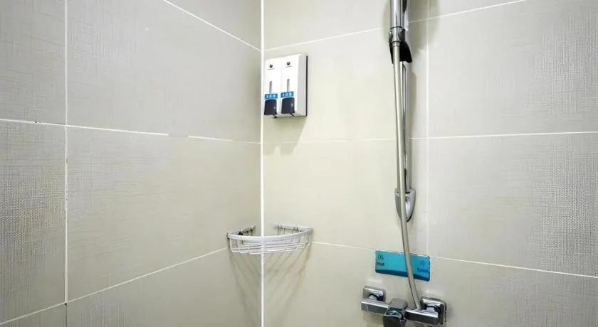 City Comfort Inn Wuhan Hanyang Street Caidian Square Metro Station