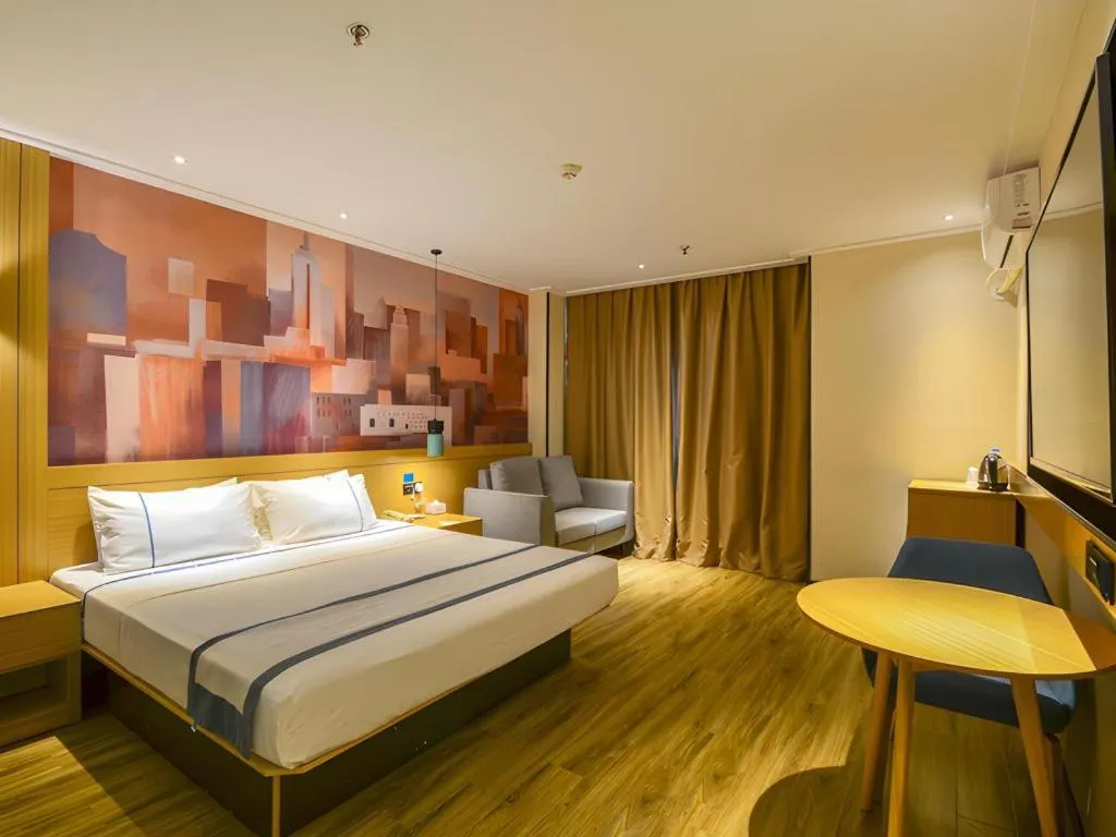 Bed in City Comfort Inn Wuhan Hanyang Street Caidian Square Metro Station