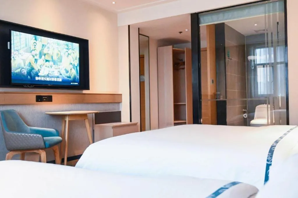 Bed in City Comfort Inn Wuhan Hanyang Street Caidian Square Metro Station