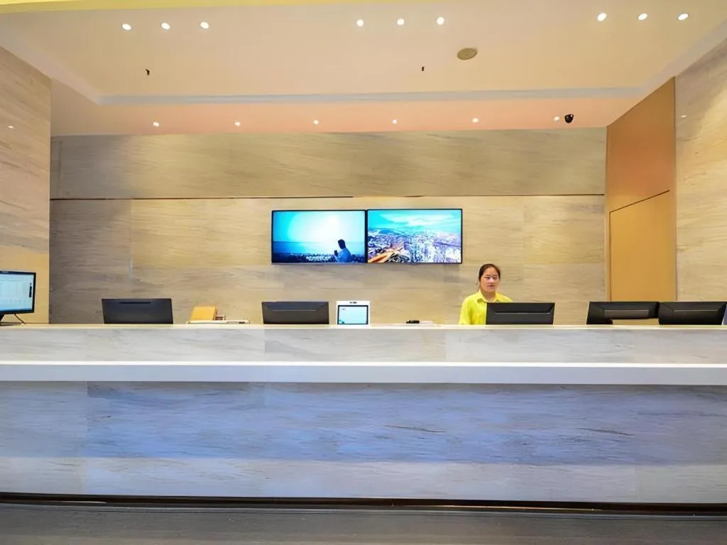 City Comfort Inn Wuhan Hanyang Street Caidian Square Metro Station