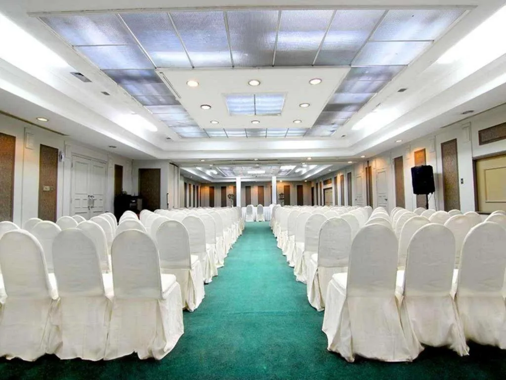 Kartika Chandra Hotel