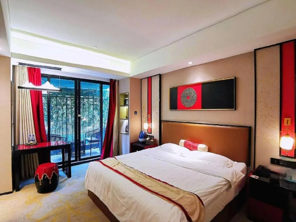 Bed in Yuan Culture Hotel Shenzhen World Shajing