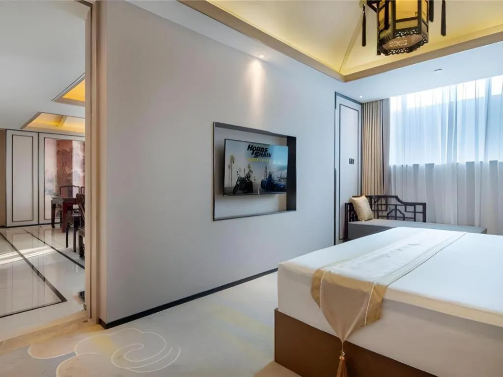 Bed in Yuan Culture Hotel Shenzhen World Shajing