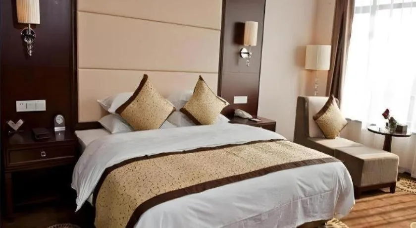 Bed in Hotel Ramada Plaza Hangzhou Xiaoshan